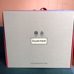 Hunter insulted short boots